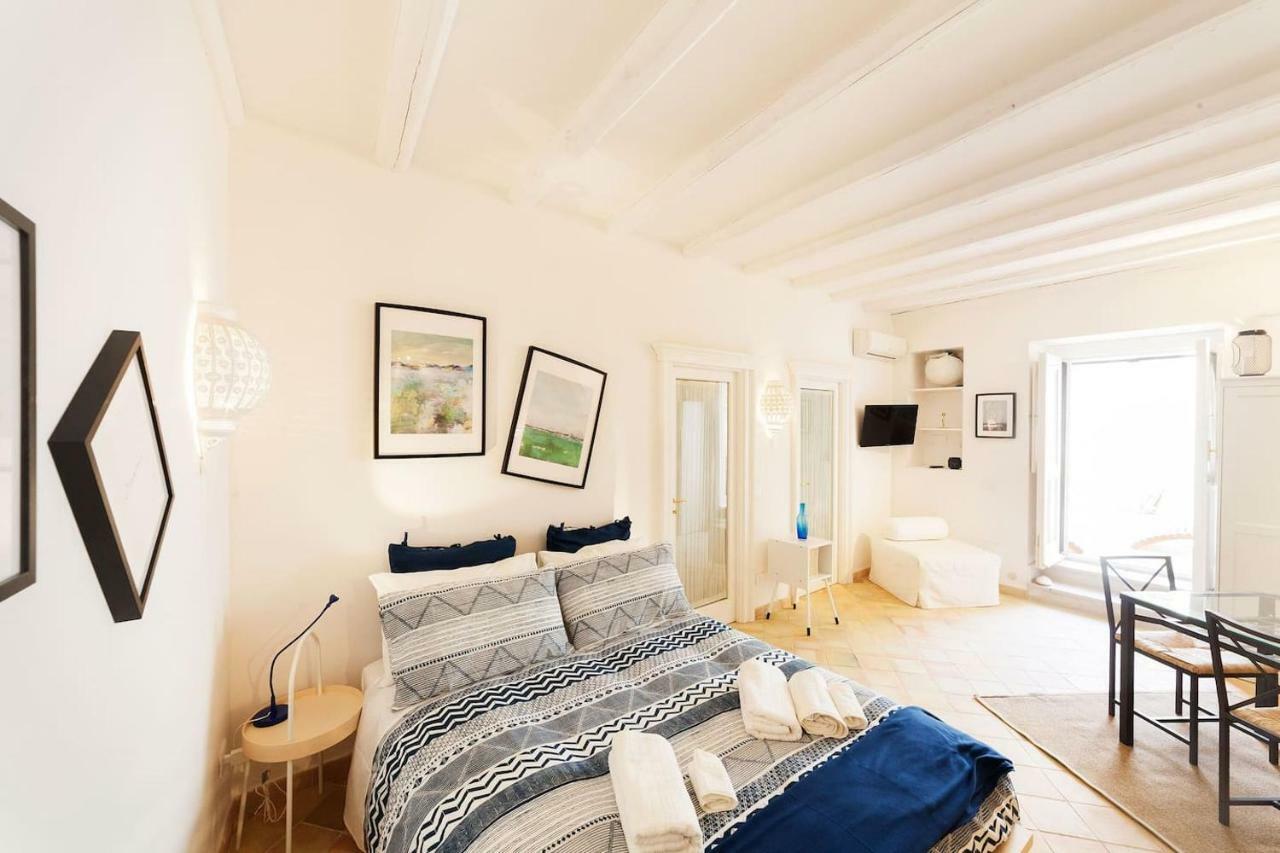 Suite Entissar Ortigia / Wifi Syracuse Екстер'єр фото